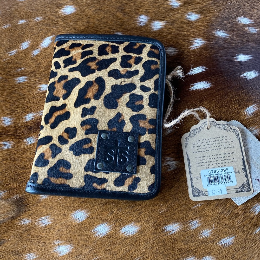 STS Ranch leopard wallet